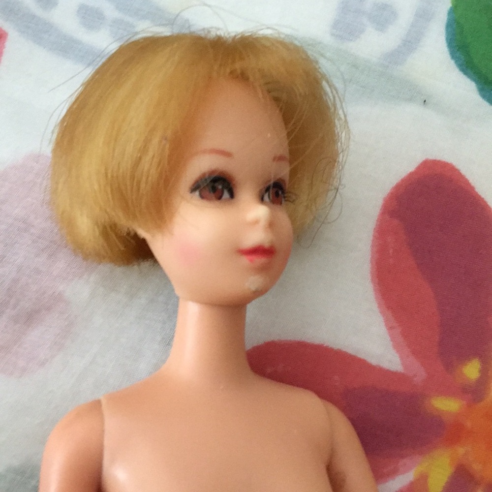 3 Vintage Barbie Dolls Gem